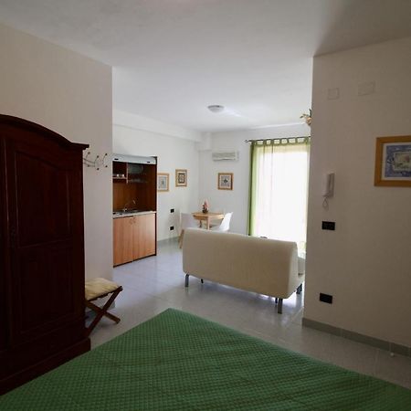 Appartement Salina à Trappeto  Extérieur photo