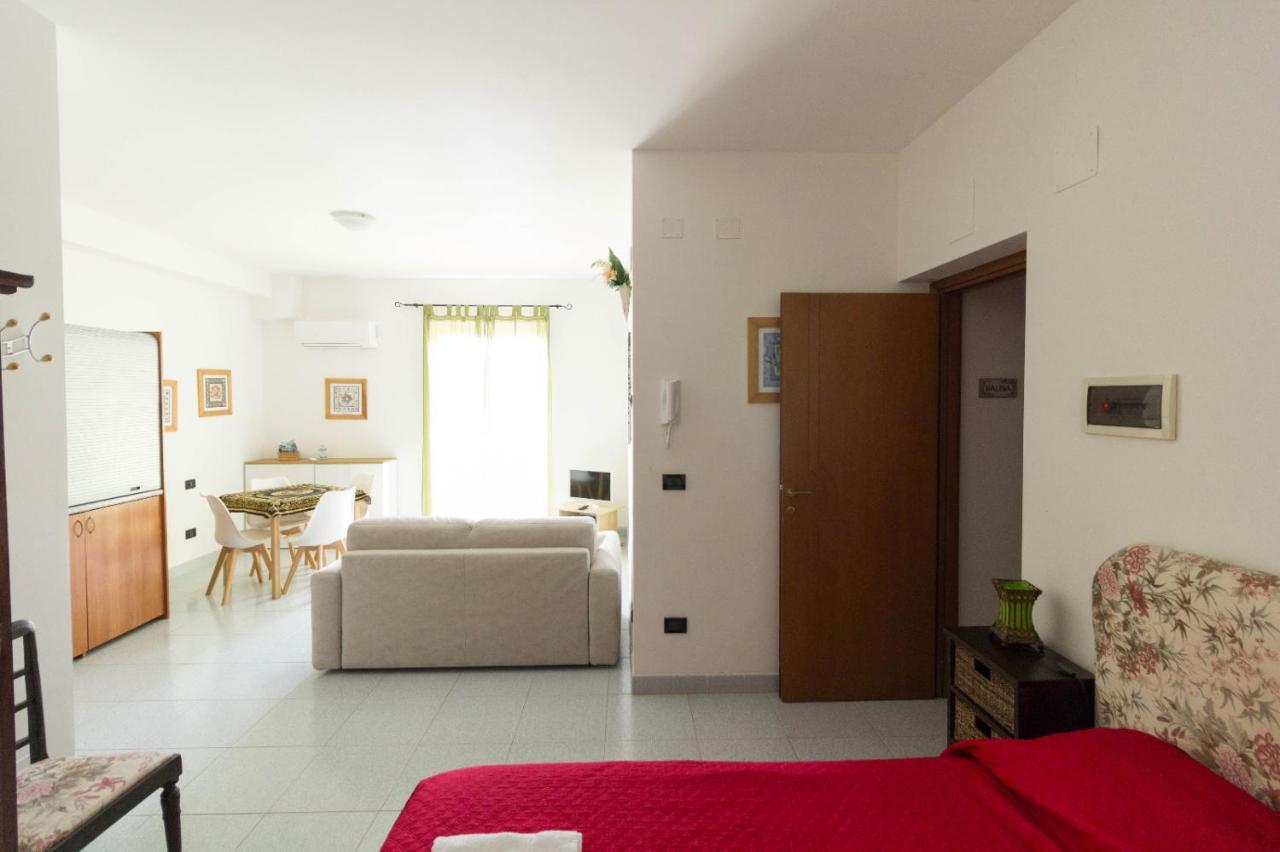 Appartement Salina à Trappeto  Extérieur photo
